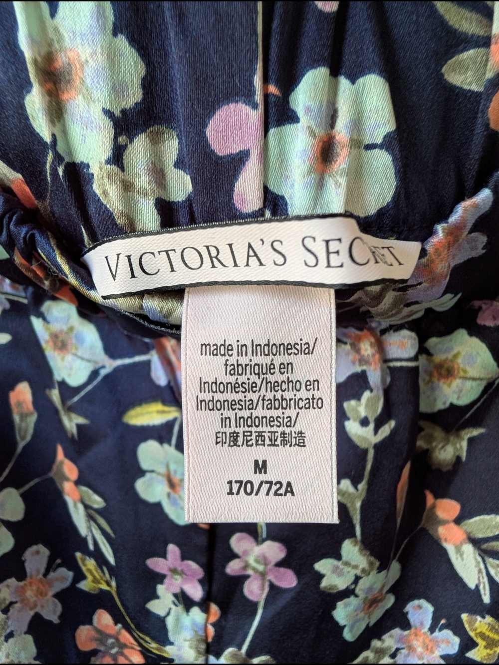 Victoria's Secret Navy Floral Satin Cami & Shorts Set - Picture 6 of 6